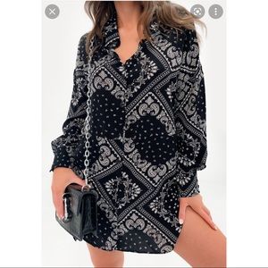 Black Bandana Print Oversized Dip Back Shirt Dress (NWT)